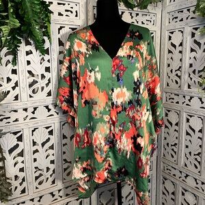 JODIFL JIVIN’ GREEN WITH MULTICOLOR ABSTRACT DESIGN MID SLEEVE PLUS SIZE TOP